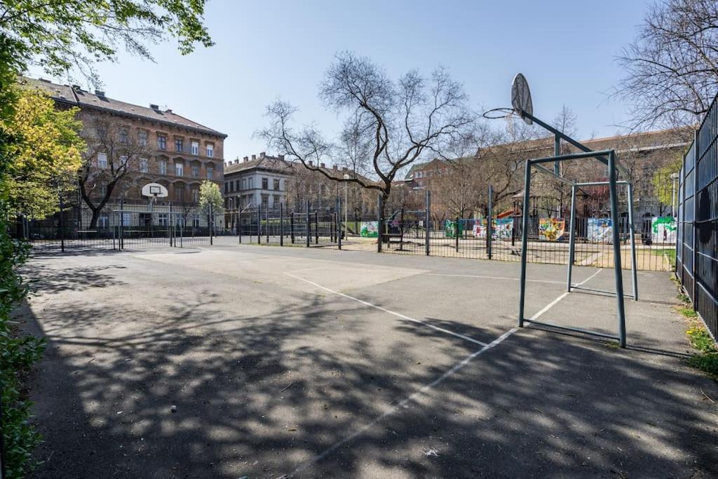 בודפשט Klauzal Garden City Apartments מראה חיצוני תמונה